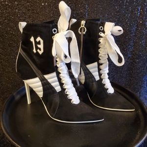 Rhianna Fenty/Puma Sky High Black & White Athletic